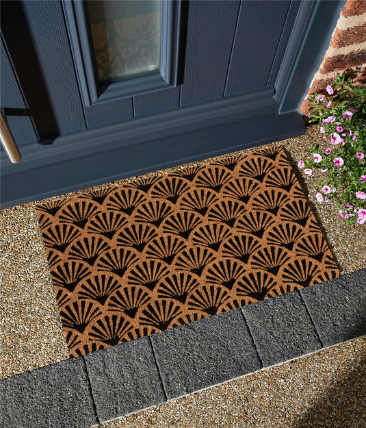 Astley Scallop Deco Coir Black Doormat