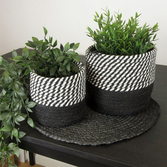 Barnes Black Baskets